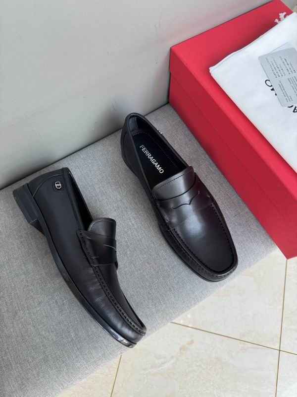 Ferragamo sz39-44 hnq1018